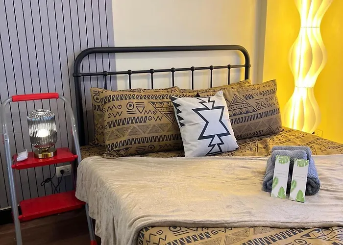5 Mins From Airport Naia T1 Arista Place 1br 2br Veranda Parking Fast Wifi Netflix Apartamento Manila