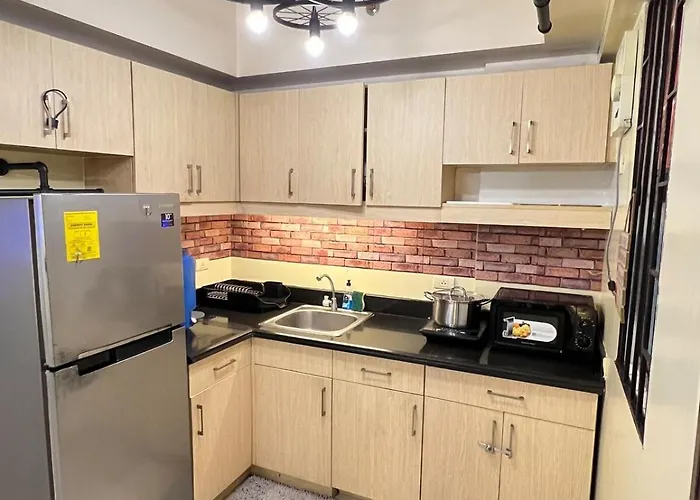 5 Mins From Airport Naia T1 Arista Place 1br 2br Veranda Parking Fast Wifi Netflix * Manila
