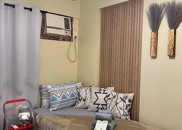 5 Mins From Airport Naia T1 Arista Place 1br 2br Veranda Parking Fast Wifi Netflix Apartamento