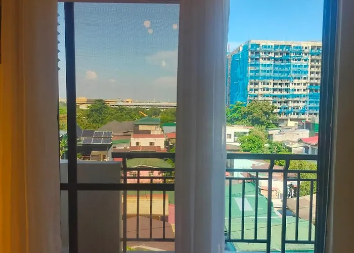 5 Mins From Airport Naia T1 Arista Place 1br 2br Veranda Parking Fast Wifi Netflix * Manila